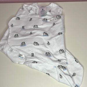 HALO Sleepsack Swaddle Birth-3month 19-23” 6-12lb Newborn White Penguins